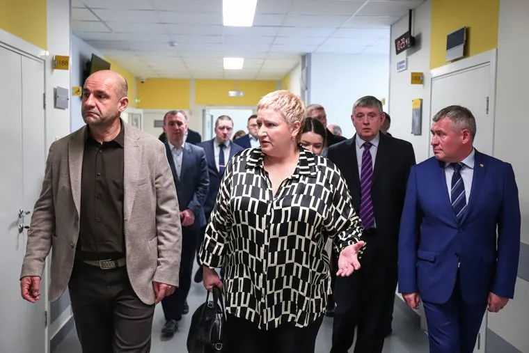 Визит Артема Жоги в Центр спортивной реабилитации и адаптивных видов спорта в Кампусе УрФУ. Екатеринбурга