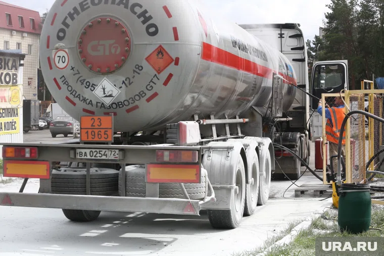 Аграрии испытали недостаток топлива в период уборки урожая