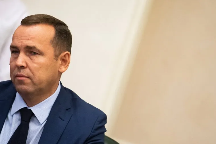 Церемония подписания межрегиональных соглашений между субъектами Уральского федерального округа в резиденции полномочного представителя президента РФ в УрФО. Екатеринбург