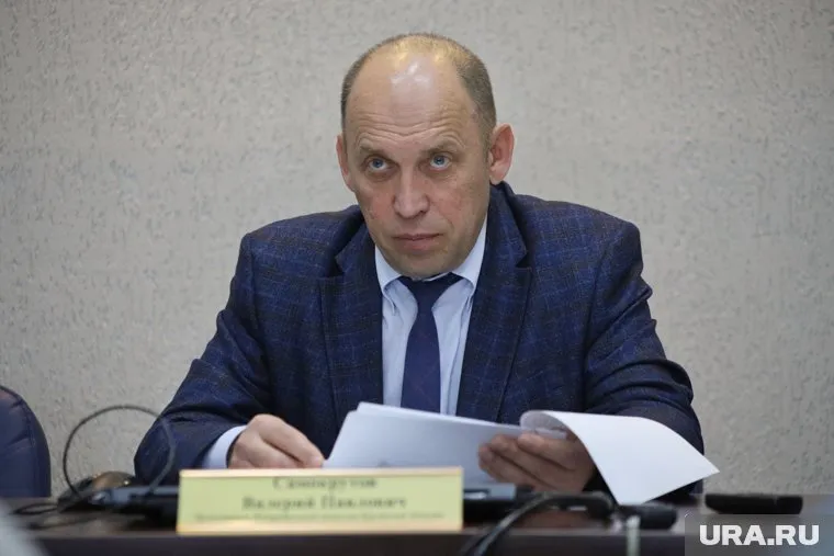 Про обновление комиссий рассказал председатель регионального избиркома Валерий Самокрутов