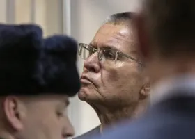 Койка, тумбочка: как на самом деле выглядит «VIP-камера» Улюкаева