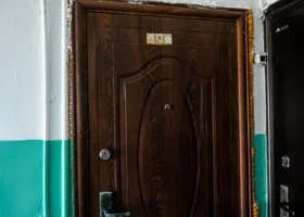 В ХМАО юношу-инвалида, избитого сверстниками, обманом заманили на «вписку»