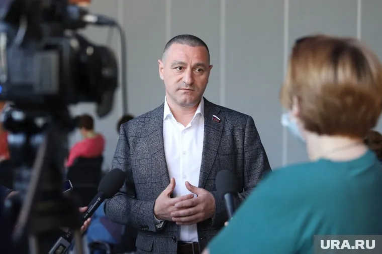 Глава курганских единороссов Александр Ильтяков подвергся нападкам в соцсетях