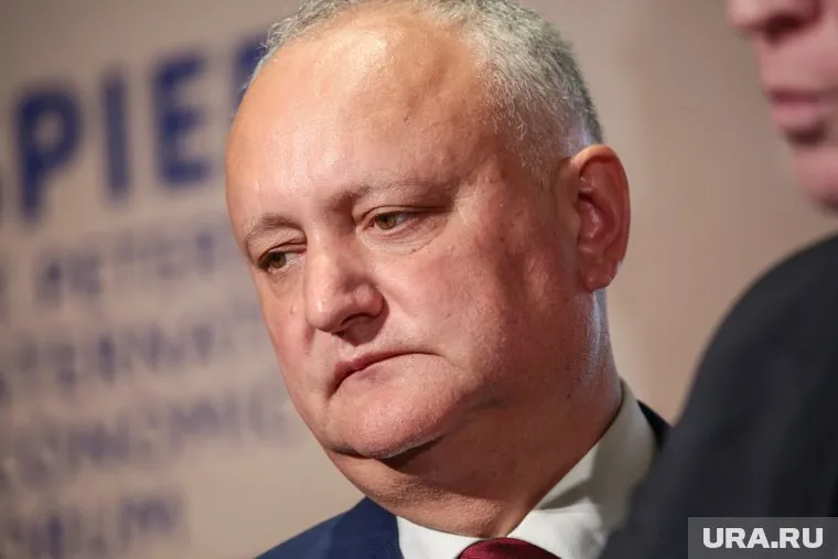 Игорь Додон заявил, что Майя Санду должна была срочно полететь в Москву для урегулирования вопроса, связанного с поставками газа