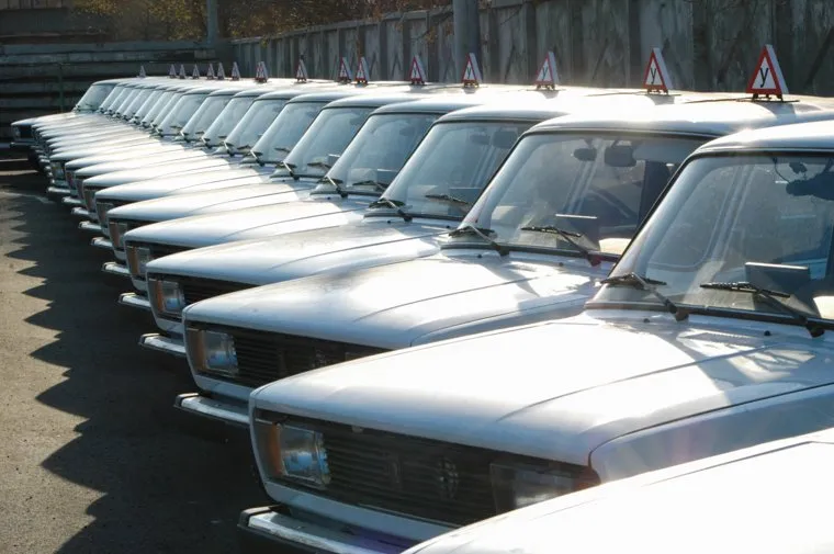 Автомобиль. Учебные машины Челябинск., ваз, жигули, школа, учебные автомобили