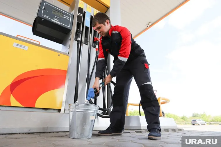 В среднем топливо подорожало на 7 копеек