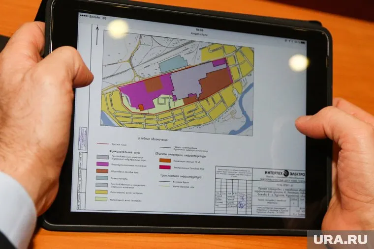 У ;ителей Ноябрьска вырос спрос на новые планшеты iPad (архивное фото)