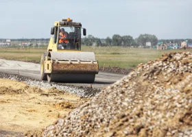 Губернатор ХМАО рассказал о планах по ремонту дорог