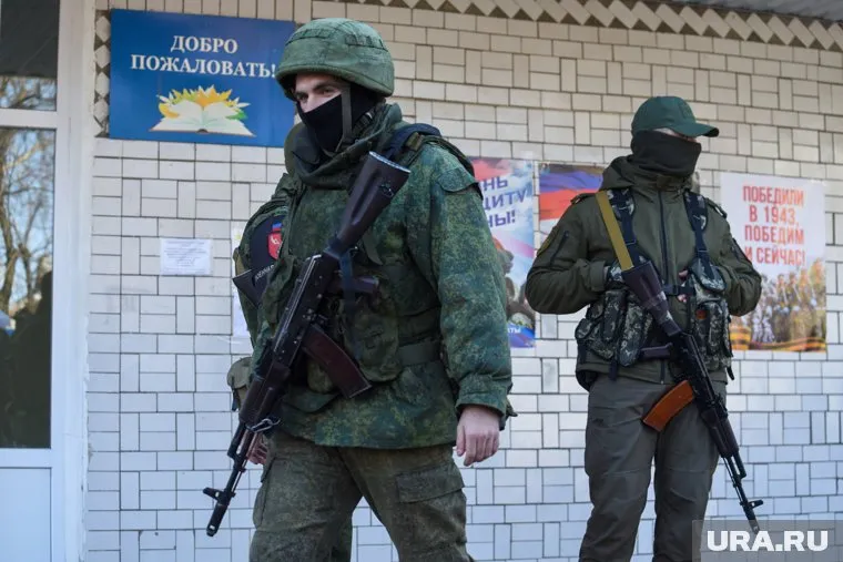 Военный эксперт объяснил URA.RU, почему спецоперацию России на Украине нельзя считать войной