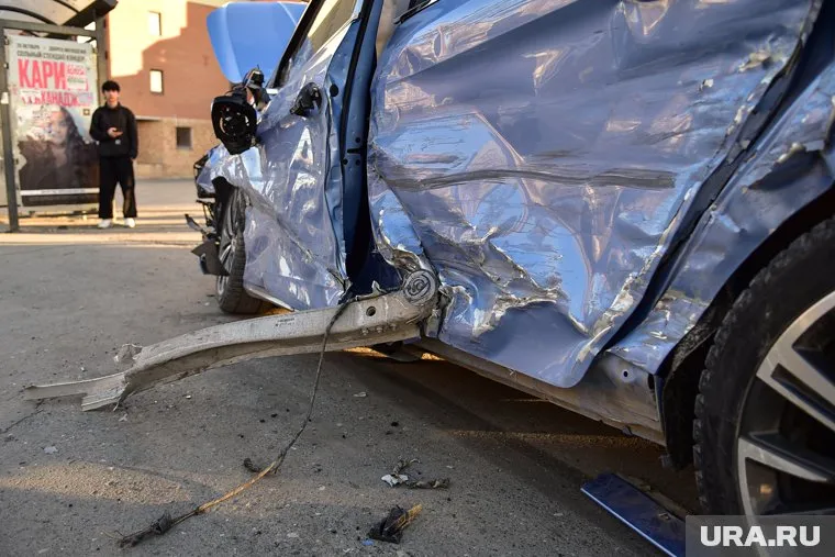 В ДТП также пострадал 22-летний пассажир машины, его госпитализировали