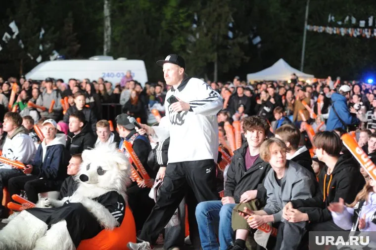 Фан-зона собрала большое количество участников