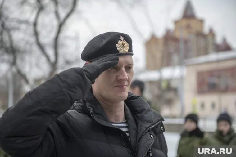 Морпехи в Перми почтили память погибших земляков