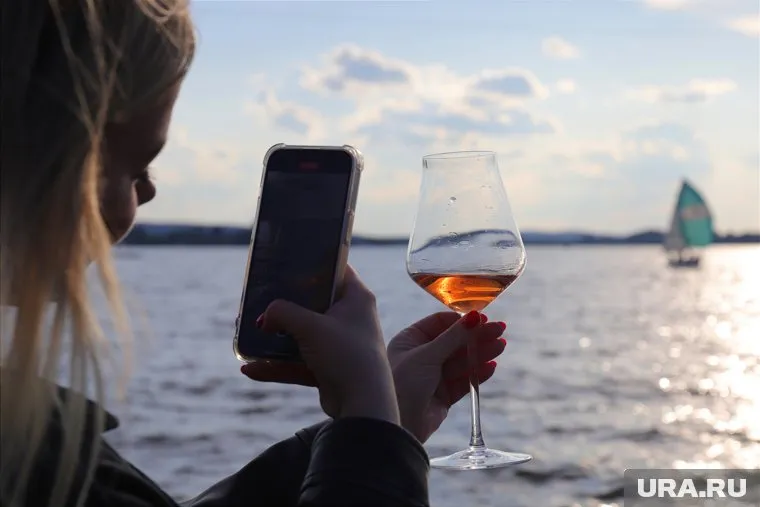 Продажи вин в первом квартале 2025 года снизились из-за подорожавшего импорта