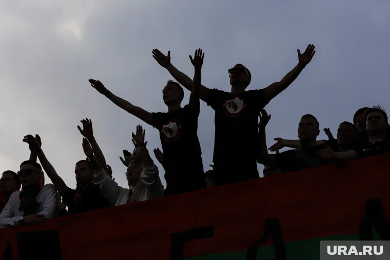 Фаната ЦСКА избили и отняли у него клубный шарф