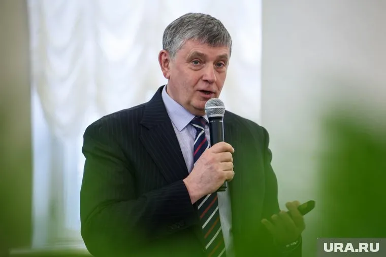 Полномочия Кокшарова истекают в апреле