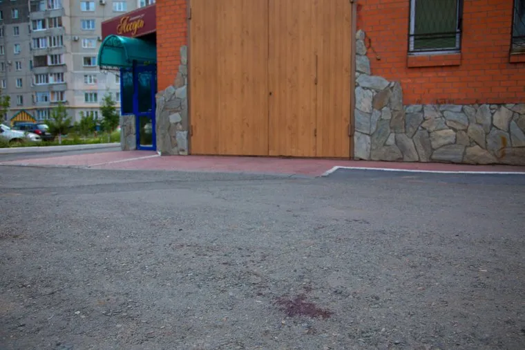 Стрельба в кафе "Ассоль". Курган, кафе ассоль, следы крови