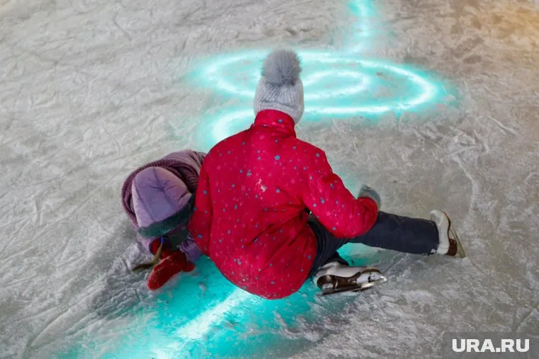 Каток будет устанавливаться на зимнее время, весной — демонтироваться