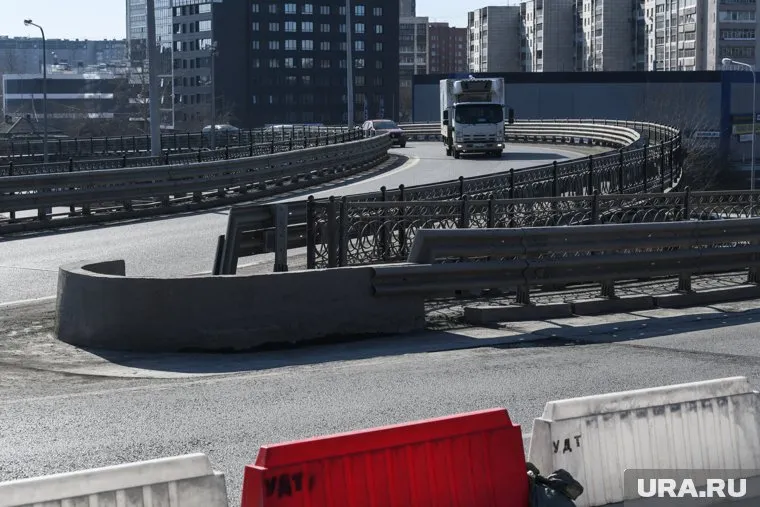 Подрядчику предстоит построить восемь съездов