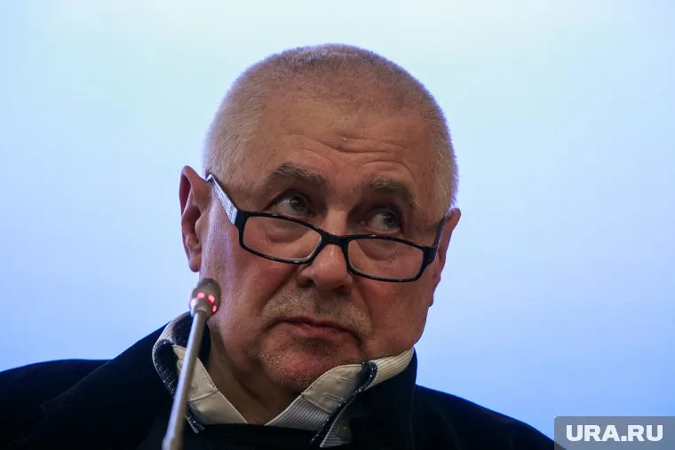 Глеб Павловский отметил, что в систему «Умного голосования» стали попадать де-факто провластные кандидаты