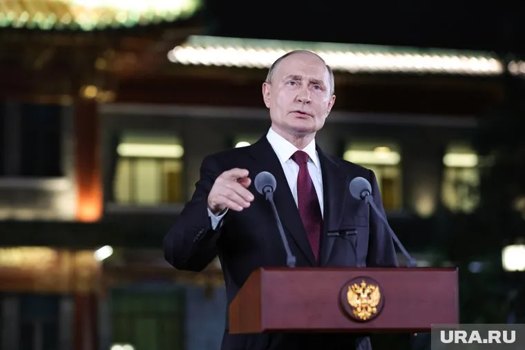 Президент РФ Владимир Путин поздравил Новый Уренгой с 50-летним юбилеем