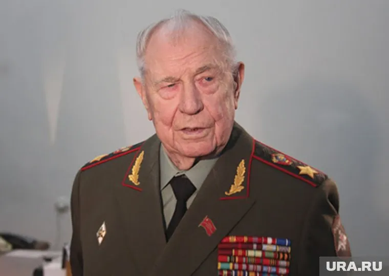 Дмитрий Язов устраивал Михаила Горбачева как министр без политических амбиций