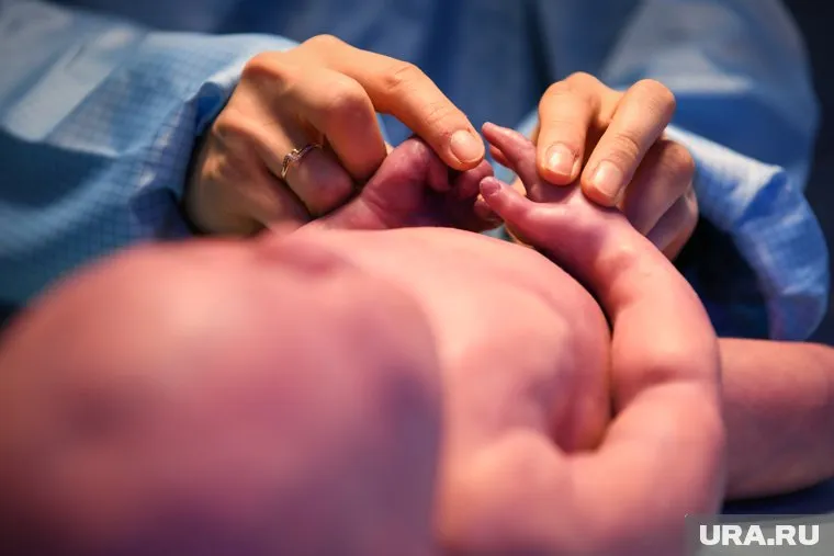 У женщины родился здоровый мальчик
