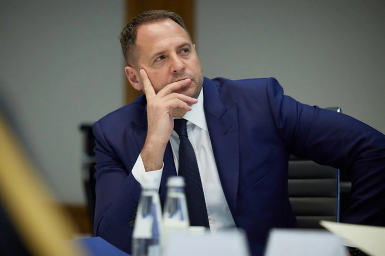 «Али-Баба ушел в отставку, осталось только 40 разбойников»: что известно об увольнении Ермака