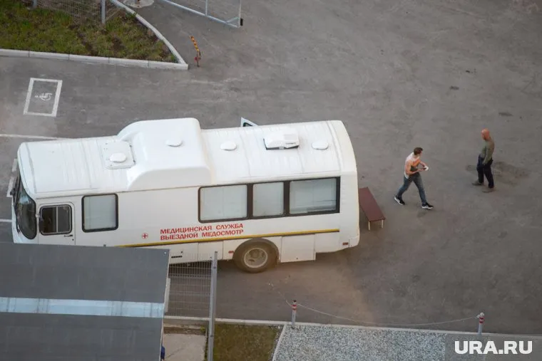 В автобусе на маршруте Поселок Новый-Чайковский обнаружили корь у пассажиров