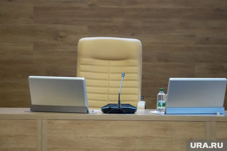 Решение о переизбрании приняли депутаты на первом заседании Думы