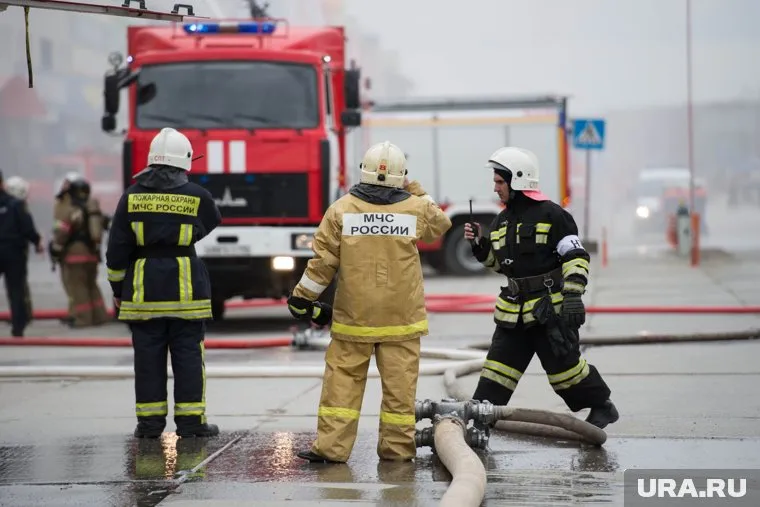 На место ЧП выезжали сотрудники МЧС