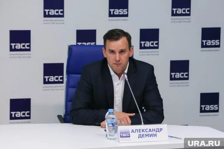 Предприятия России нуждаются в поддержке во время мобилизации, отметил Александр Демин