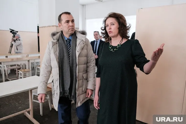 Лариса Шуплецова является директором школы №4 (архивное фото)