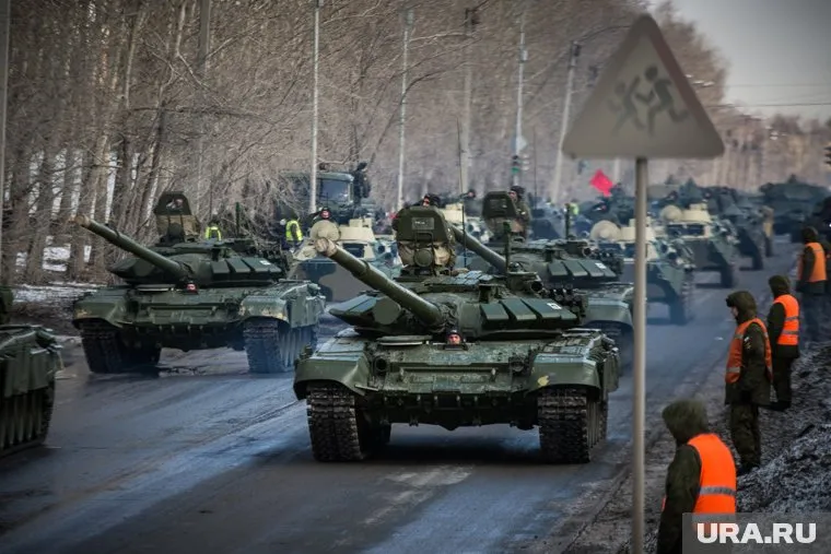 В России мало школ и библиотек, которые носят конкретные имена, считает Сергей Морозов