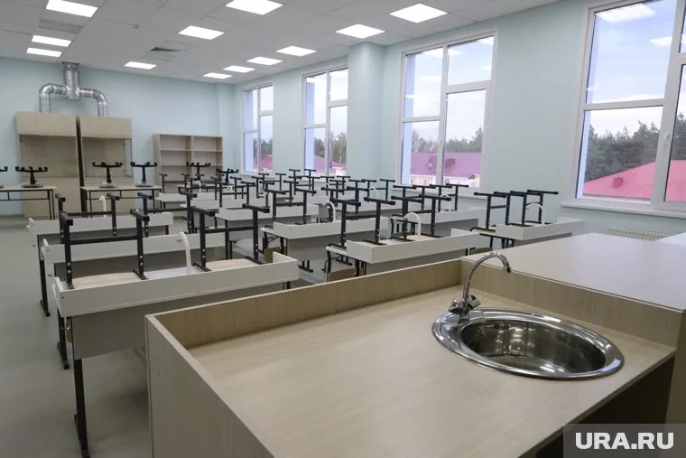 В одном из корпусов учреждения произошла утечка воды, все быстро устранили