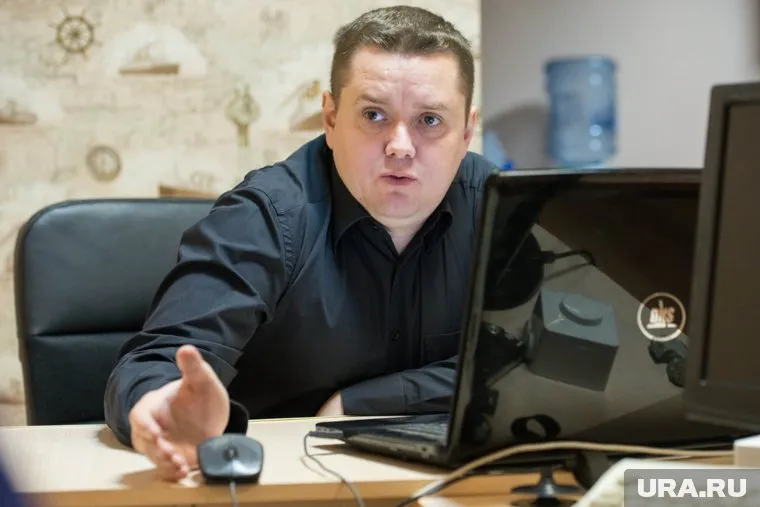 Сергей Колясников в своих записях придерживается прогосударственной позиции