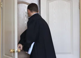 Не дождавшись переназначения, уходит в отставку председатель суда в ЯНАО