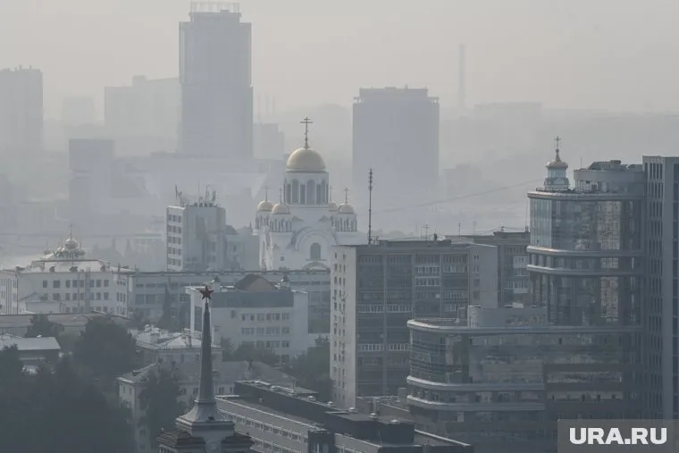 Синоптики объявили НМУ первой степени опасности