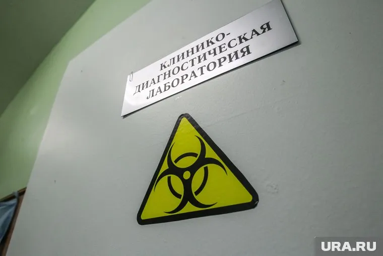 В инфекционной больнице часть врачей никогда не сталкивались с ботулизмом на практике