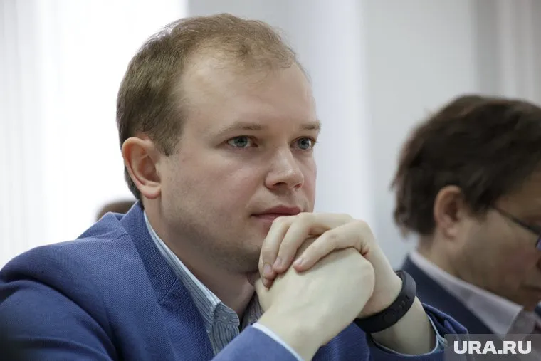 Анатолий Путин не смог договориться с оппонентами