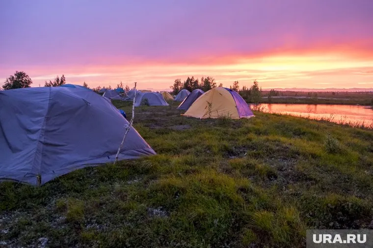 Россияне уходят жить в палатках на время самоизоляции