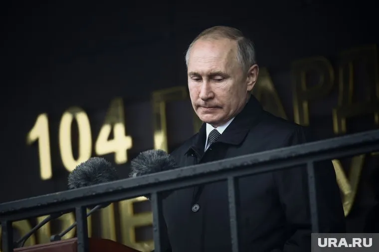 Владимир Путин отправил телеграмму с соболезнованиями по поводу смерти экс-президента Анголы