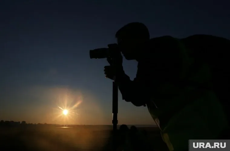 Итальянец фотографировал поезда