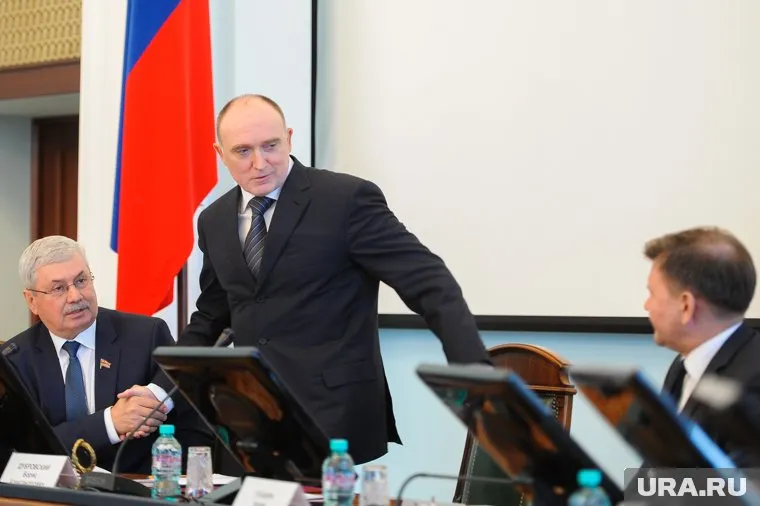 Спикер ЗСО Мякуш обеспечил, чтобы инициативу губернатора Дубровского одобрили в трех чтениях