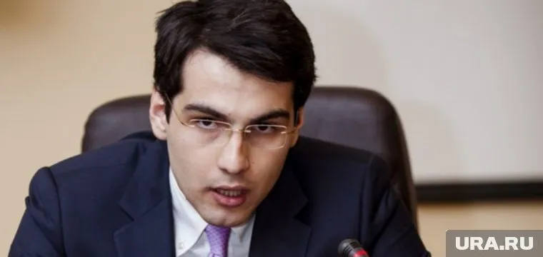 Появление молодого политика удивило многих и в России, и за границей