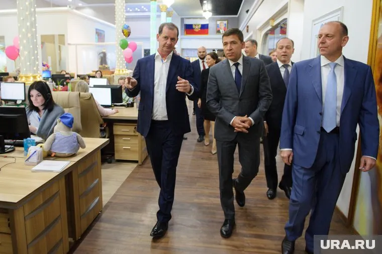 Губернатор Куйвашев регулярно отмечает помощь Симановского в борьбе с коронавирусом