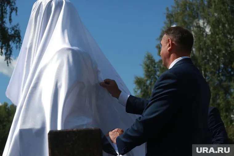 В селе Гыда открыли памятник педагогу Наталье Яптунай (фото из архива)