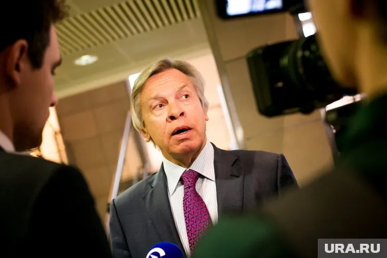 Сенатор Алексей Пушков вошел в рабочую группу по обсуждению изменений в главный закон страны