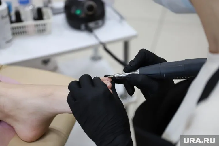 Стоимость педикюра в Тюмени начинается от 1 500 рублей