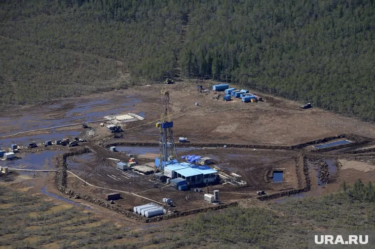 Соискателей зовут работать вахтами на месторождение в ЯНАО