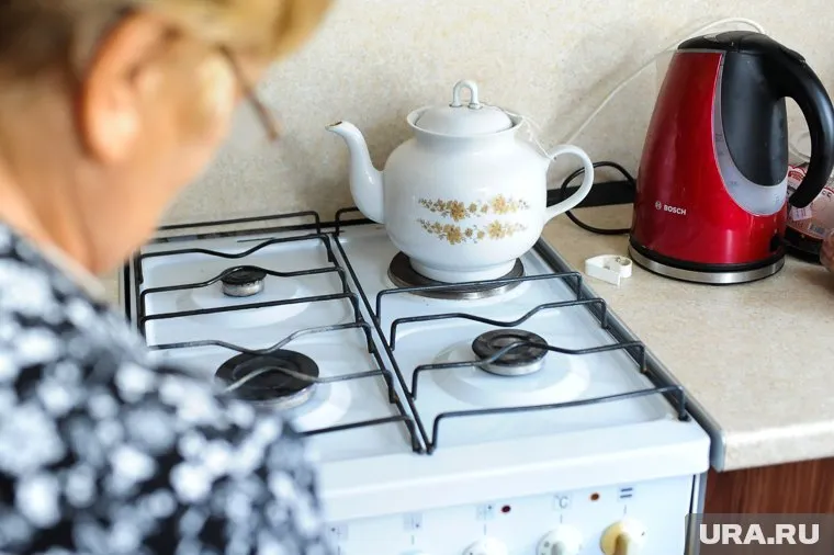 Жители Советского ждут газ с шести часов утра